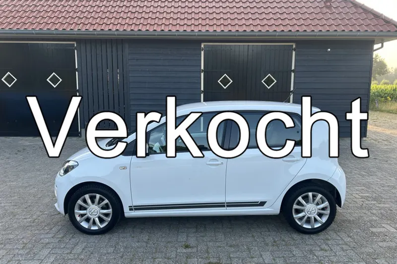 Volkswagen Up! (2016)