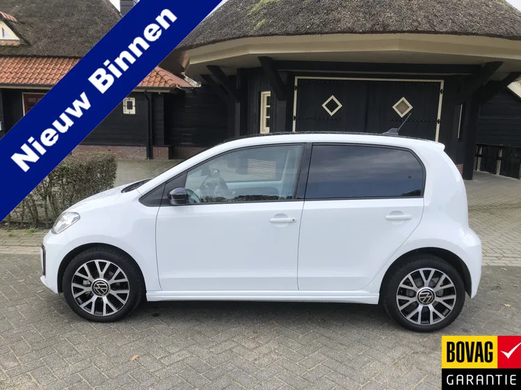 Volkswagen E-up! (2021) — foto 1