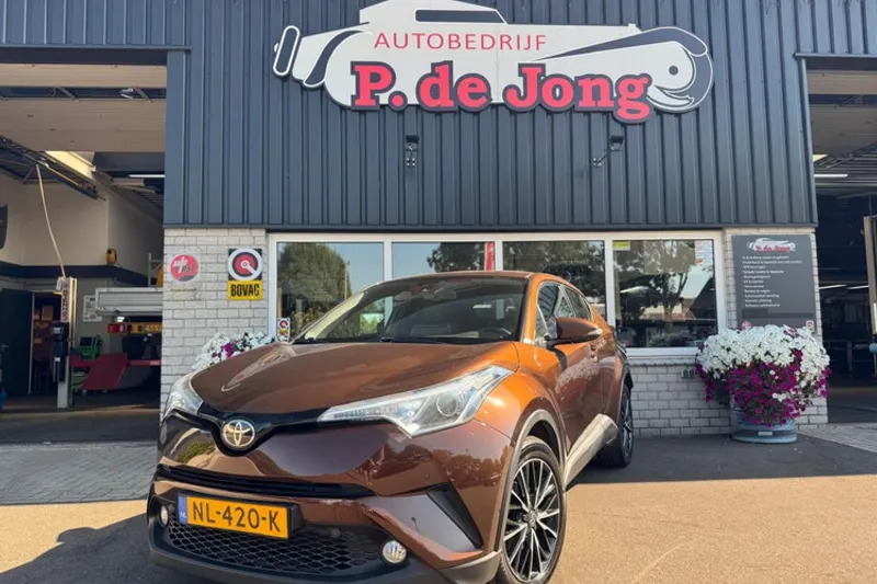 Toyota C-HR (2017)