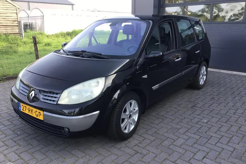 Renault Grand Scenic (2005)