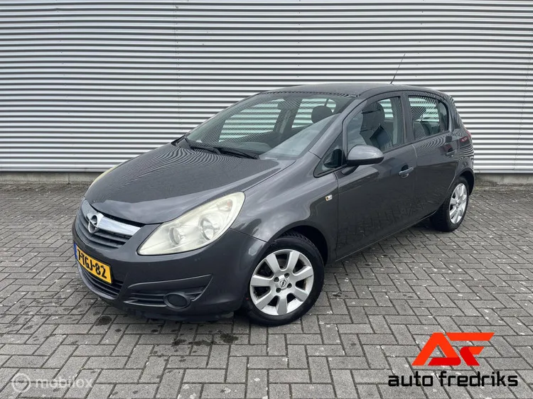Opel Corsa (2010) — foto 1