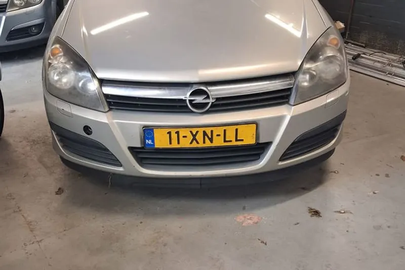 Opel Astra (2007)