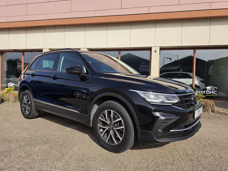 Volkswagen Tiguan (2022) — foto 1