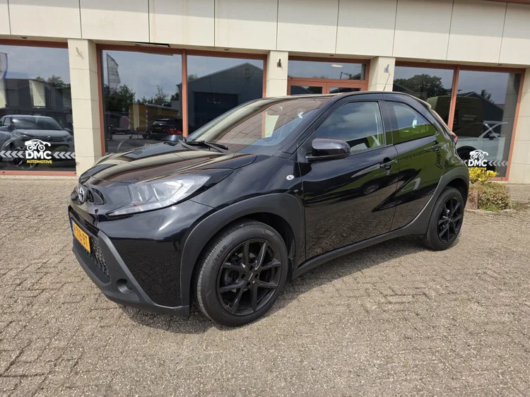 Toyota Aygo (2022) — foto 1
