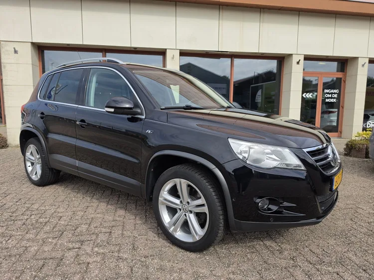 Volkswagen Tiguan (2011) — foto 1