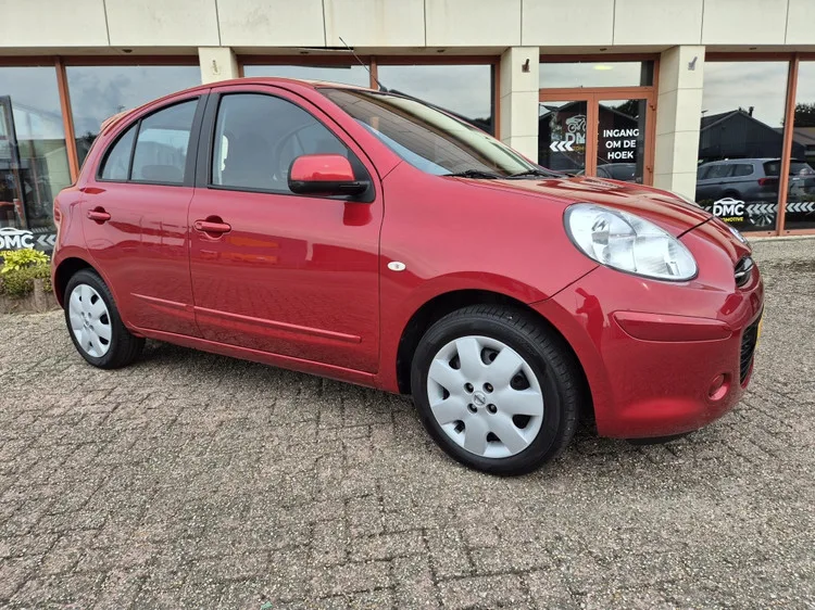 Nissan Micra (2012) — foto 1