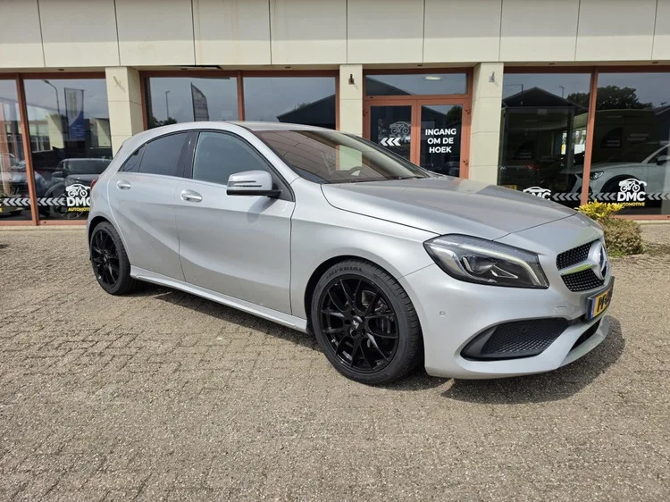 Mercedes-Benz A-Klasse (2017) — foto 1