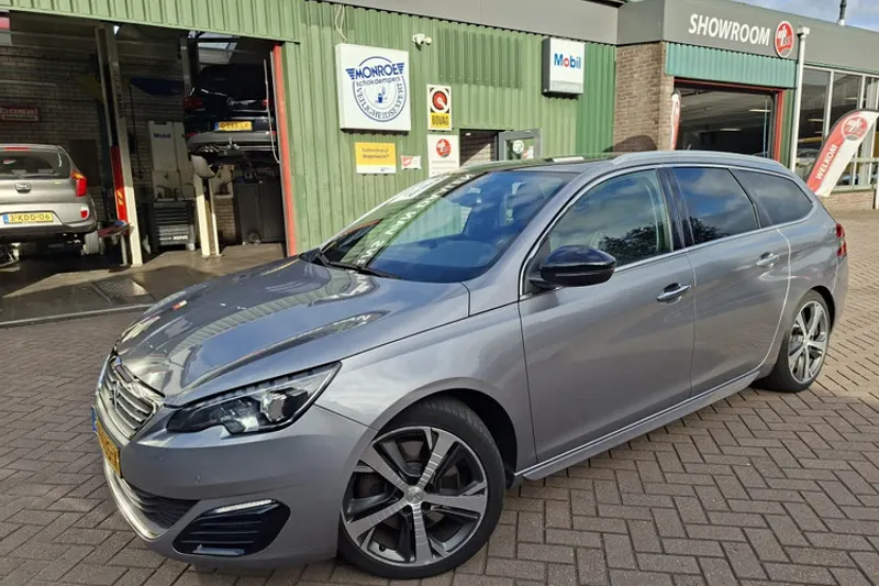 Peugeot 308 (2015)