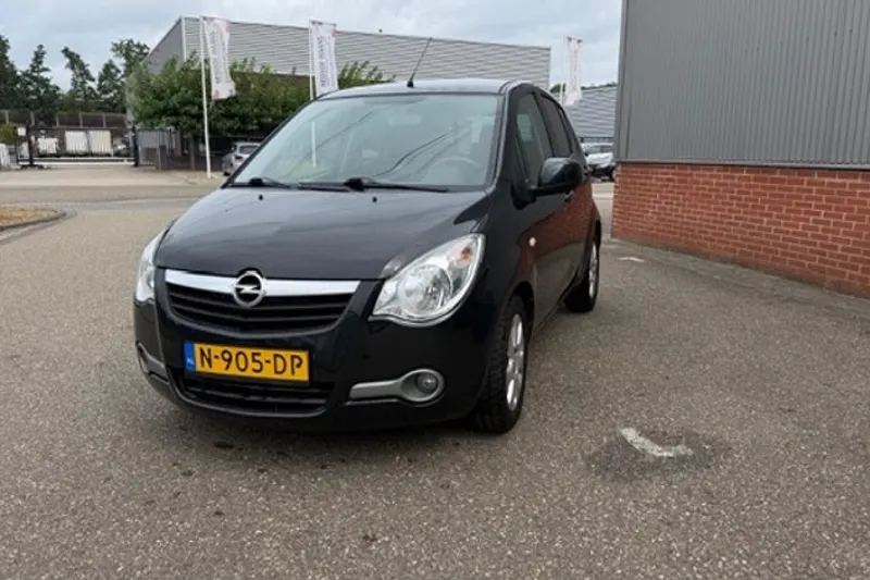 Opel Agila (2010)