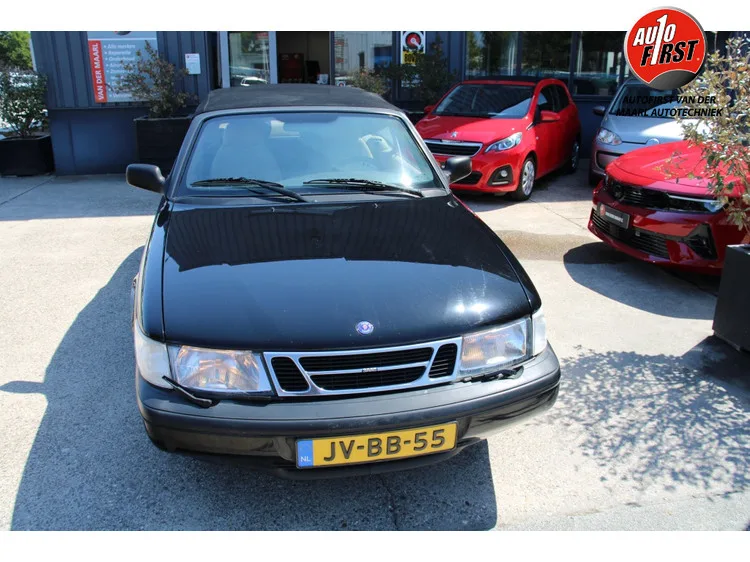 Saab 900 (1995) — foto 1