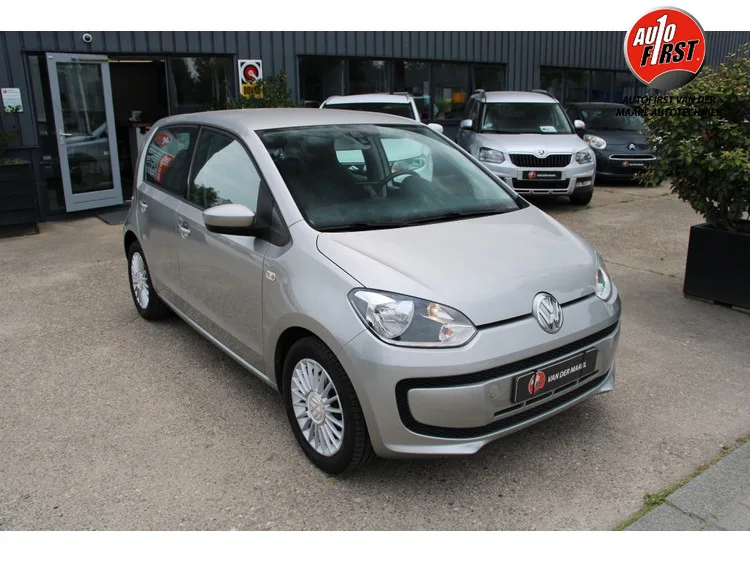 Volkswagen Up! (2015) — foto 1