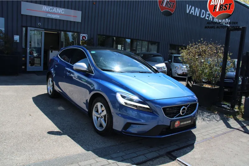 Volvo V40 (2019)