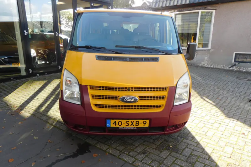 Ford Transit (2012)