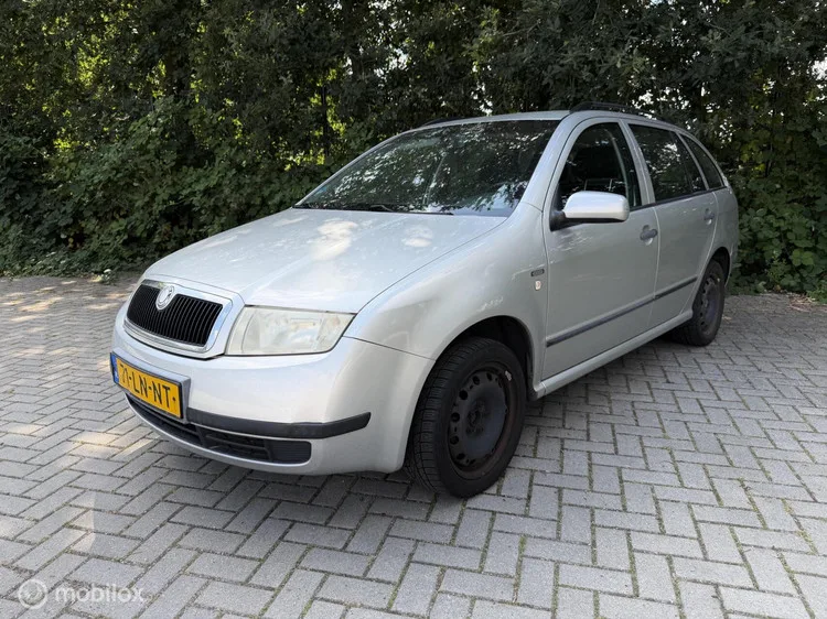 Škoda Fabia (2003) — foto 1