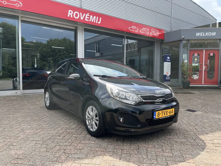 Kia Rio (2014) — foto 1
