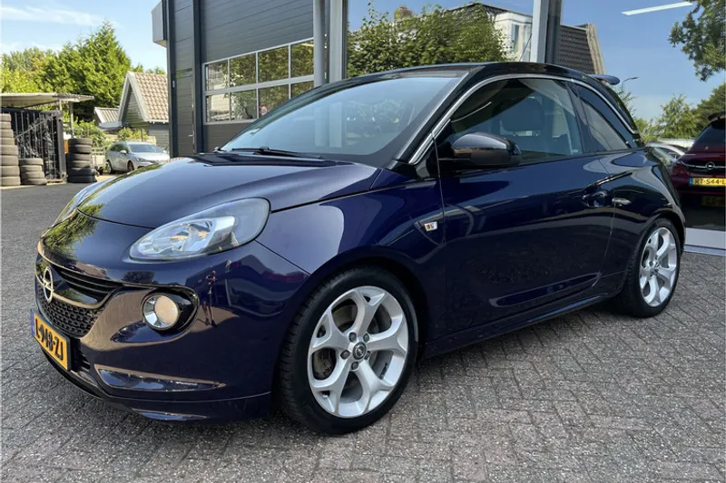 Opel Adam (2017)