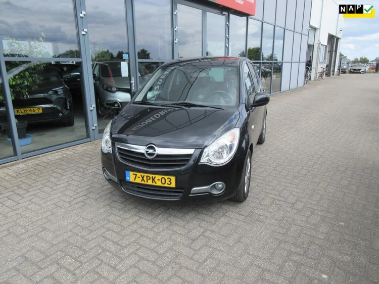 Opel Agila (2014) — foto 1