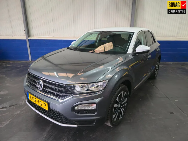 Volkswagen T-Roc (2020) — foto 1