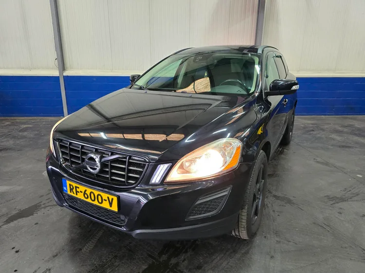 Volvo XC60 (2013) — foto 1