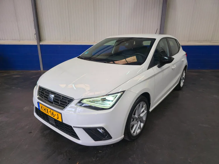 SEAT Ibiza (2024) — foto 1