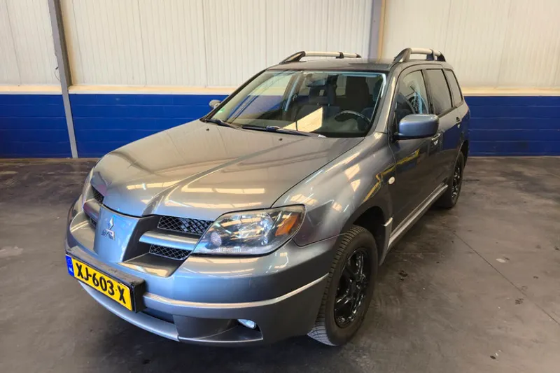 Mitsubishi Outlander (2003)