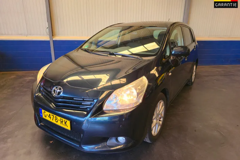 Toyota Verso (2012)