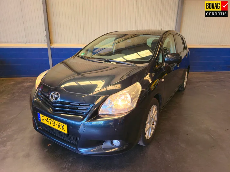 Toyota Verso (2012) — foto 1