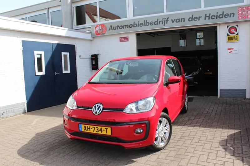 Volkswagen Up! (2018)