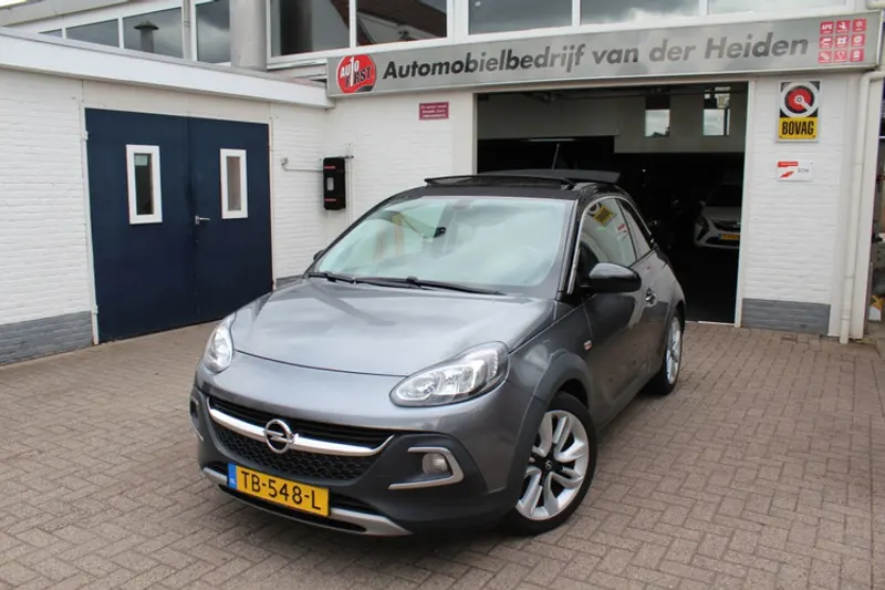 Opel Adam (2018)
