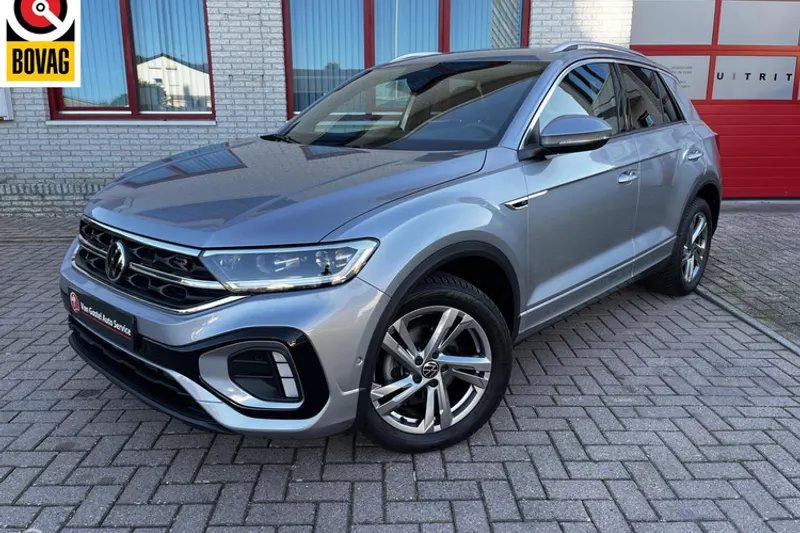 Volkswagen T-Roc (2024)