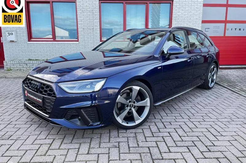 Audi A4 (2022)
