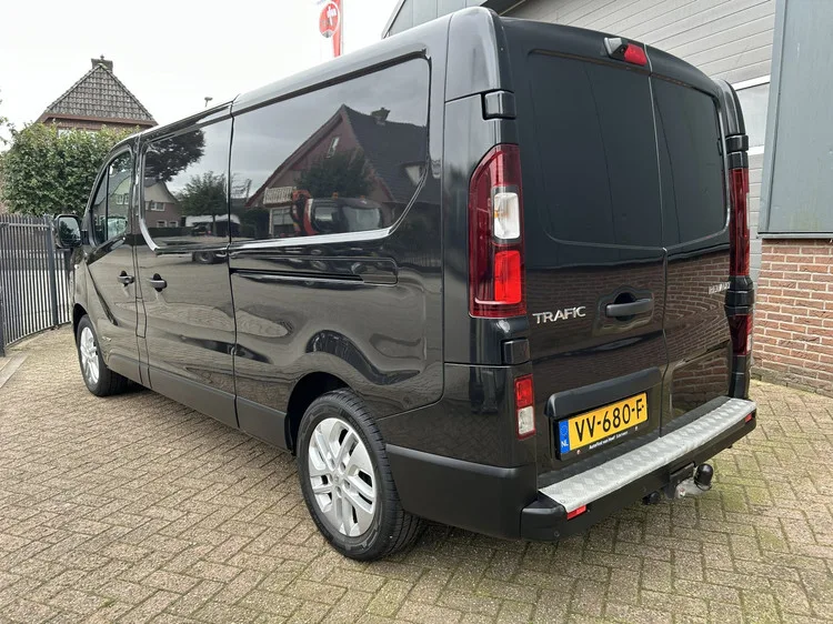 Renault Trafic (2016) — foto 1