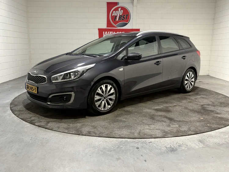 Kia Cee'd (2018) — foto 1