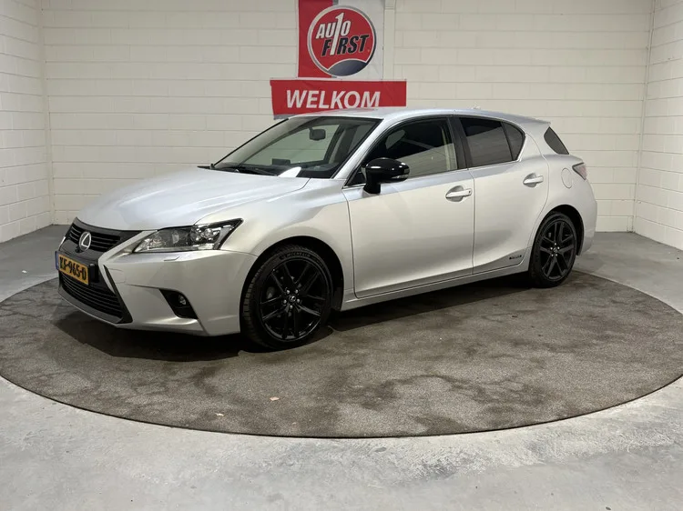 Lexus CT (2016) — foto 1