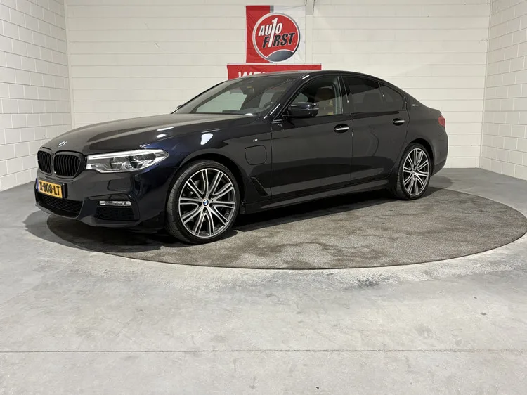 BMW 5-Serie (2017) — foto 1