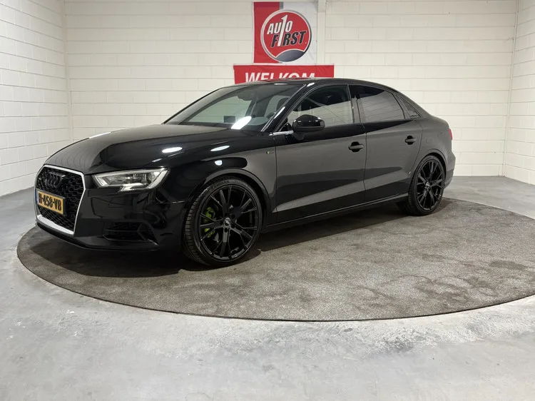 Audi A3 (2018) — foto 1