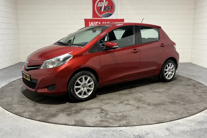 Toyota Yaris (2012)
