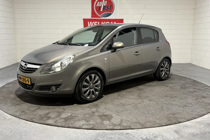 Opel Corsa (2010)