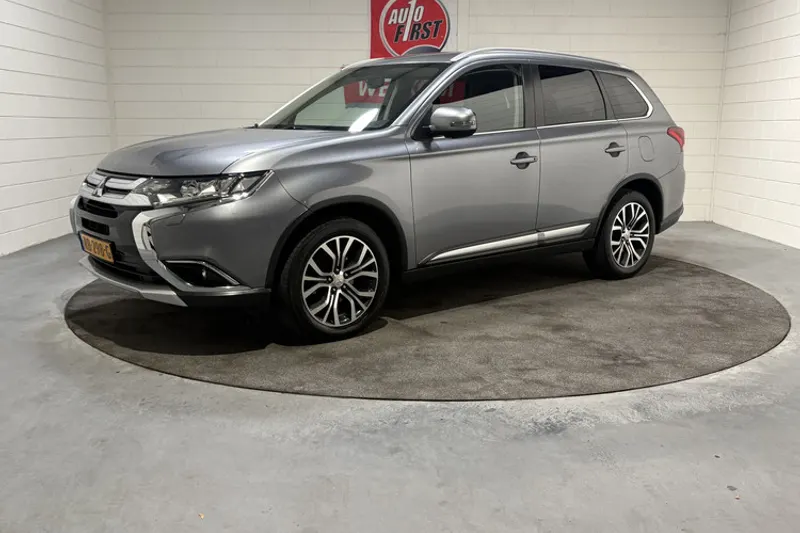 Mitsubishi Outlander (2017)