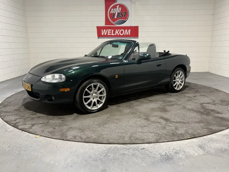 Mazda MX-5 (2002) — foto 1