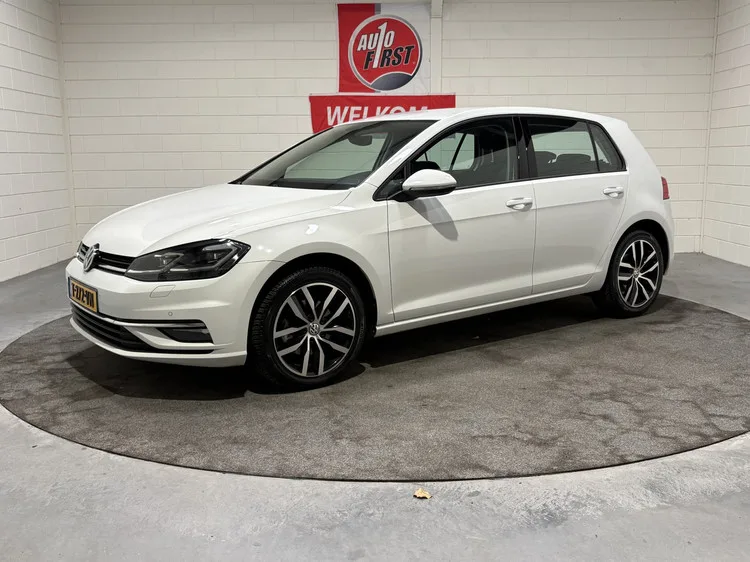 Volkswagen Golf (2017) — foto 1