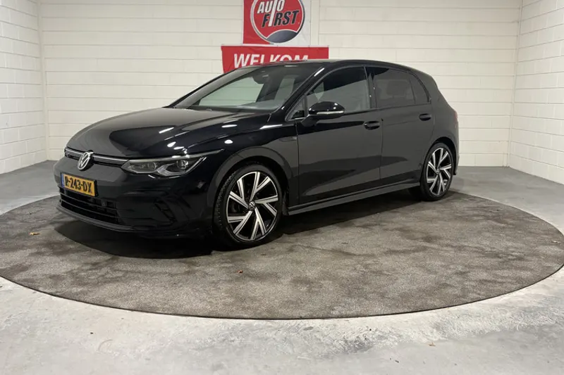 Volkswagen Golf (2021)