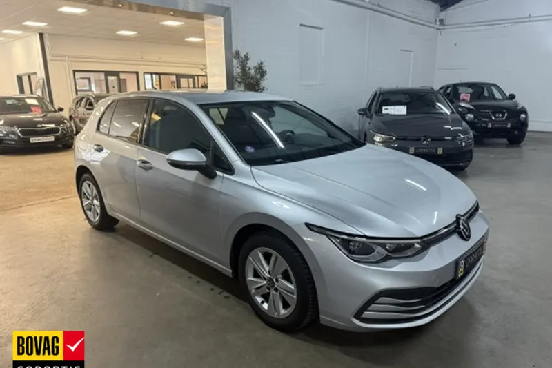 Volkswagen Golf (2021)
