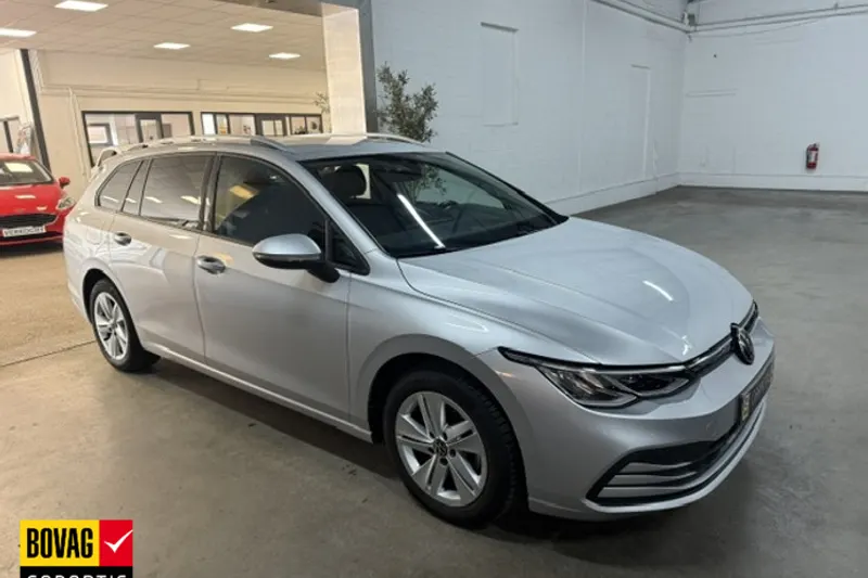 Volkswagen Golf (2021)