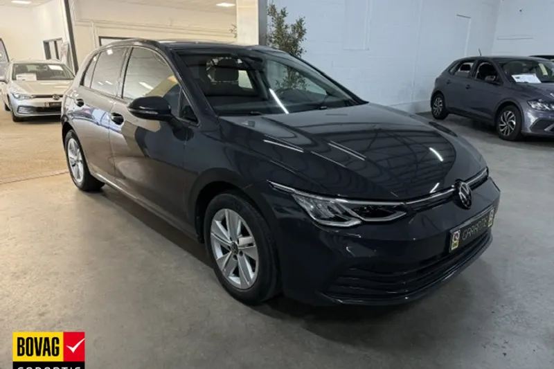 Volkswagen Golf (2023)
