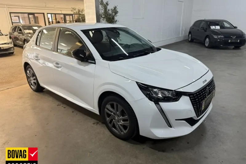 Peugeot 208 (2022)