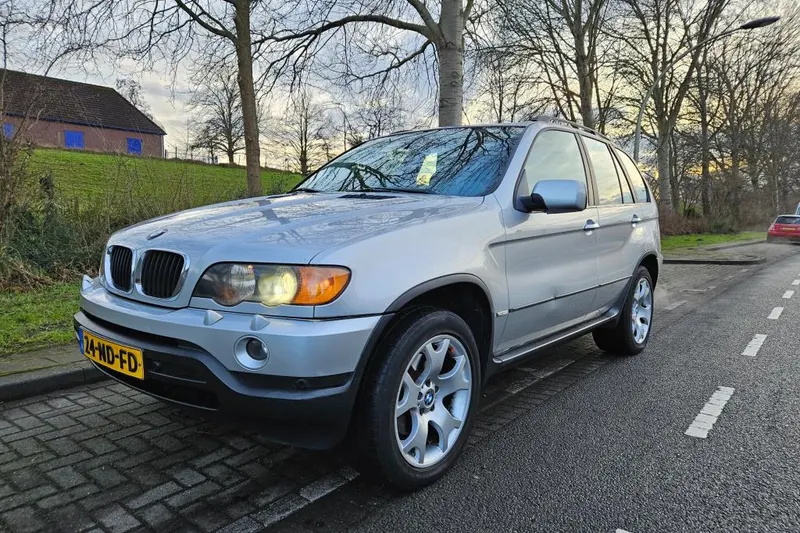 BMW X5 (2003)