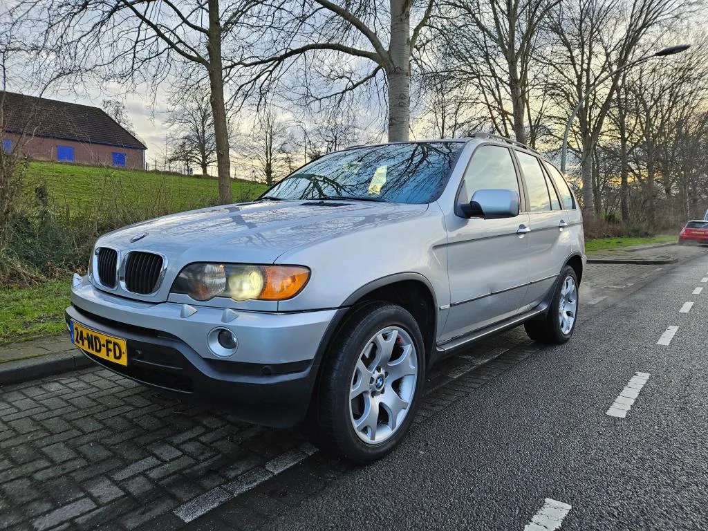 BMW X5 (2003) — foto 1