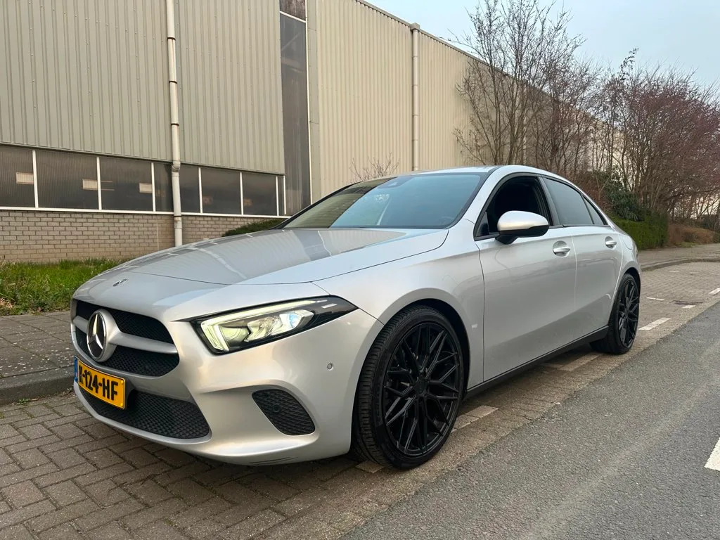 Mercedes-Benz A-Klasse (2021) — foto 1