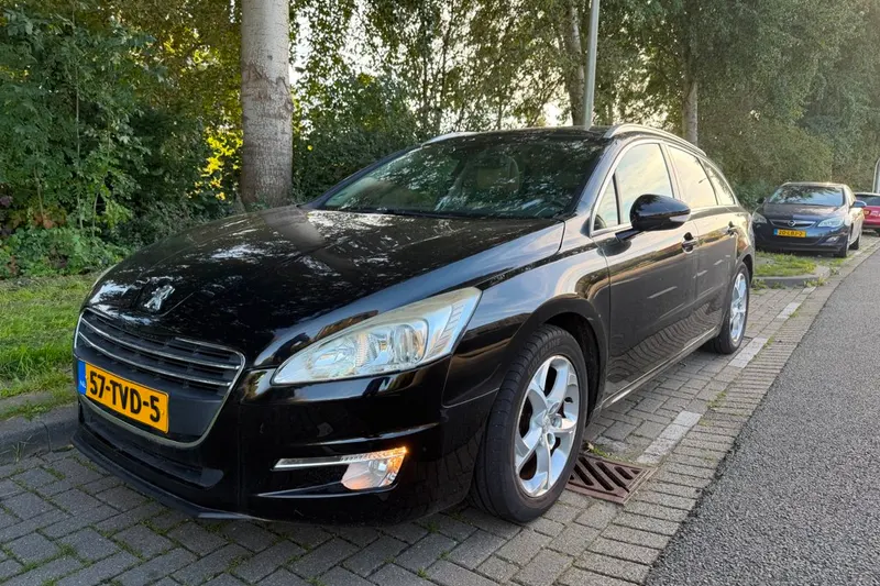 Peugeot 508 (2012)